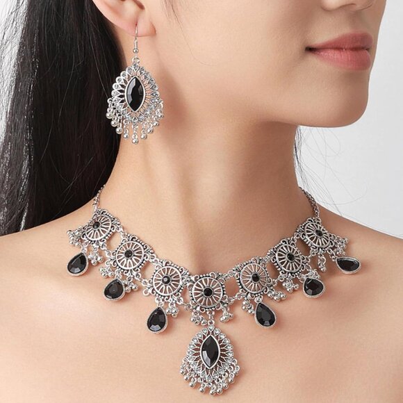 Elegant Indian Jewelry Set for Women: Necklace & Earrings - Oxidized Antique Des - Picture 2 of 7